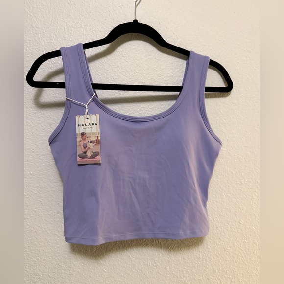 Halara Tank Tops Lot of 2 Lavender and Black NWT M - Picture 1 of 4